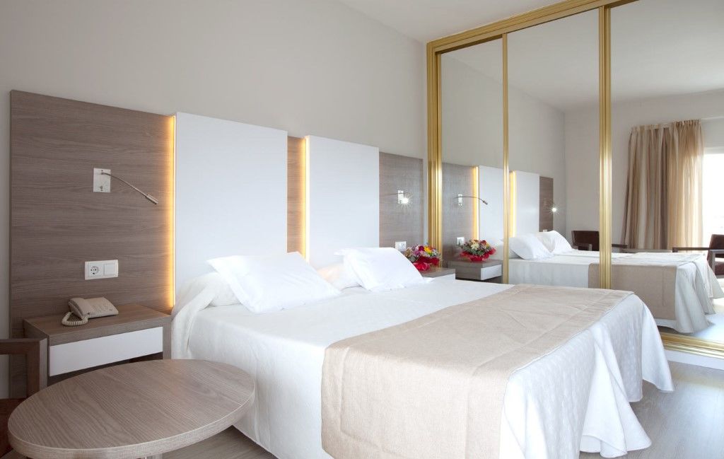 Mar & 4* Peguera